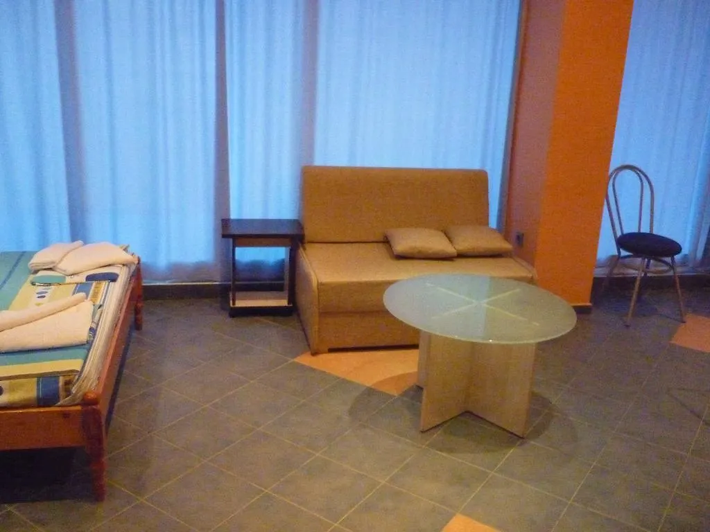 Dara Hotel Primorsko 3*,